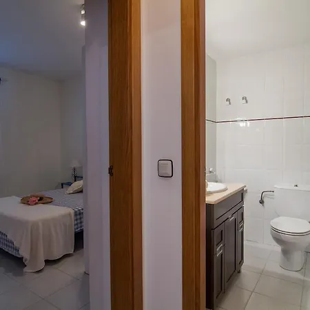 Agi Residencial Almadraba *